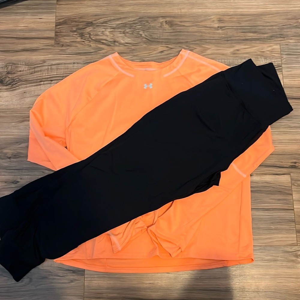 Women’s under armour shirt and leggings.